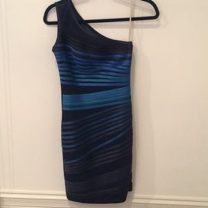 Halston Heritage one Shoulder dress size 0